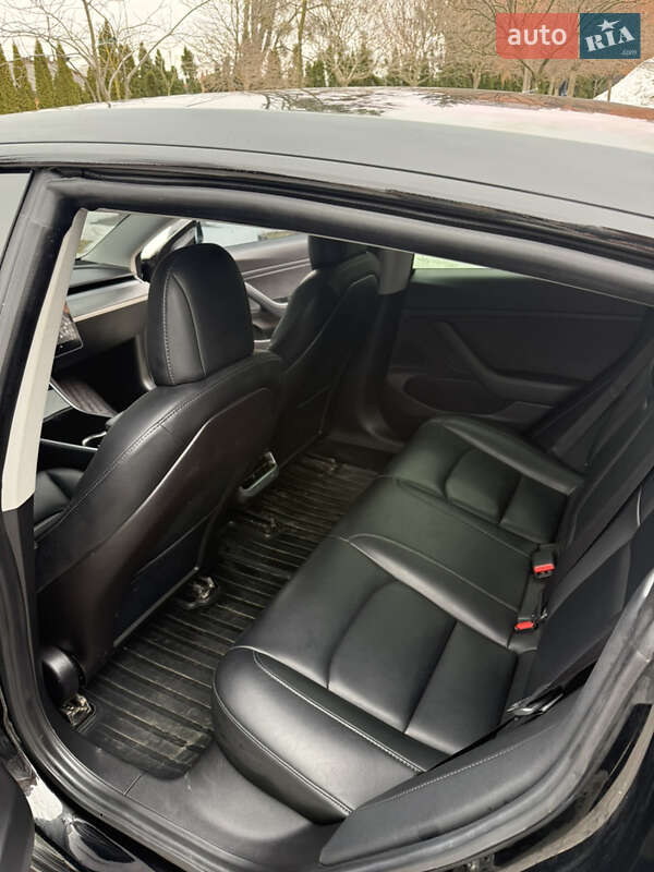 Седан Tesla Model 3 2018 в Львове фото 8 Седан Tesla Model 3 2018 в Львове