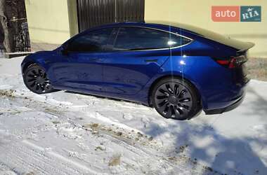 Седан Tesla Model 3 2021 в Одессе