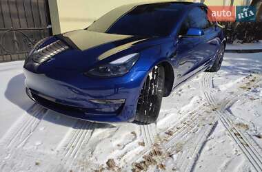 Седан Tesla Model 3 2021 в Одессе