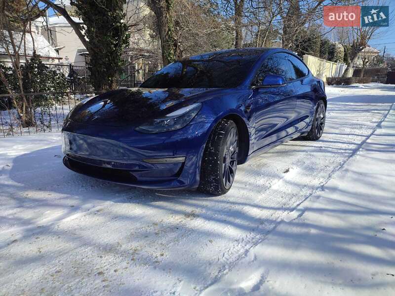 Седан Tesla Model 3 2021 в Одессе