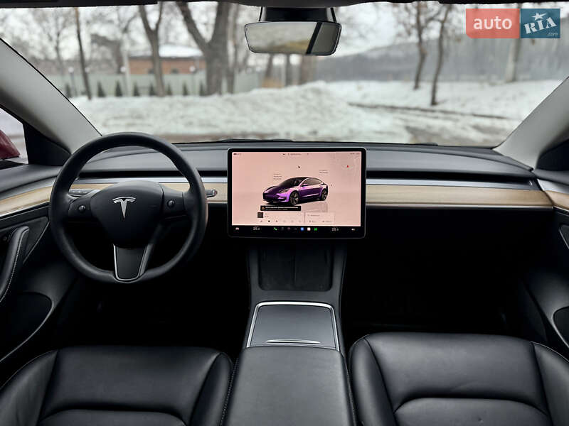 Седан Tesla Model 3 2022 в Кременчуге