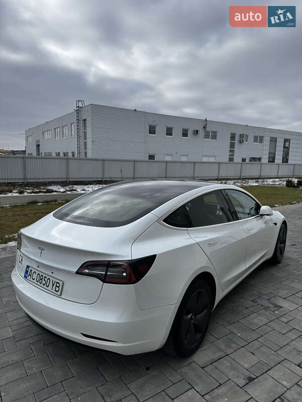 Седан Tesla Model 3 2020 в Луцке фото 6 Седан Tesla Model 3 2020 в Луцке