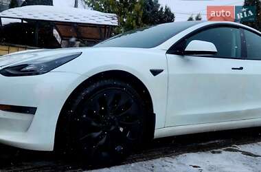 Седан Tesla Model 3 2021 в Тернополі