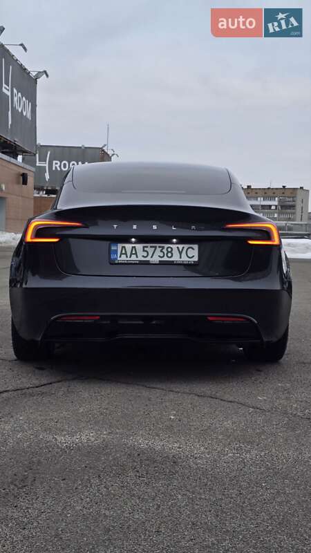 Седан Tesla Model 3 2024 в Киеве фото 6 Седан Tesla Model 3 2024 в Киеве