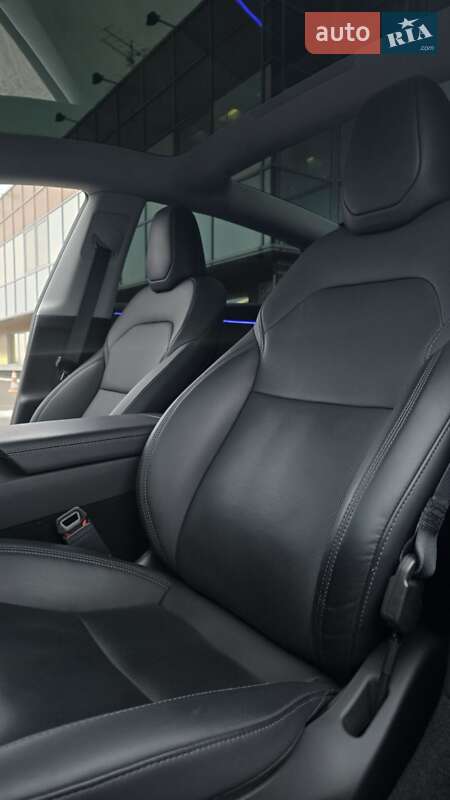 Седан Tesla Model 3 2024 в Киеве фото 26 Седан Tesla Model 3 2024 в Киеве