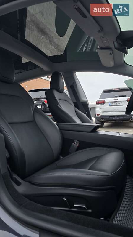 Седан Tesla Model 3 2024 в Киеве фото 45 Седан Tesla Model 3 2024 в Киеве