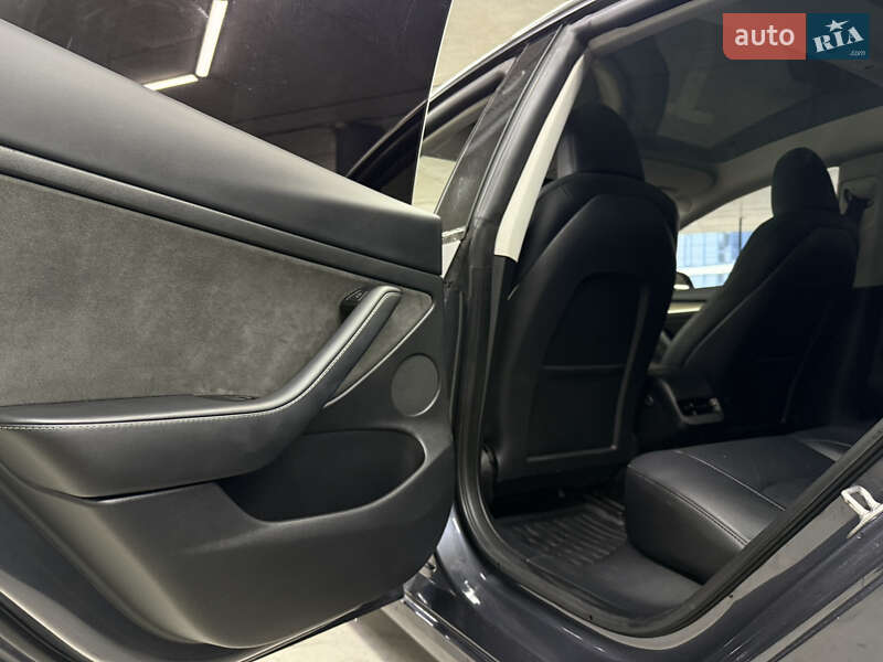 Седан Tesla Model 3 2023 в Одессе фото 22 Седан Tesla Model 3 2023 в Одессе