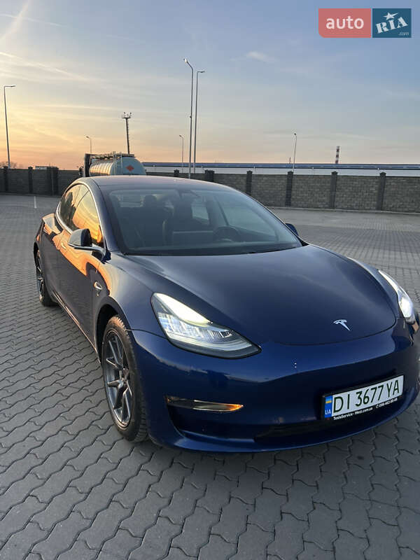 Седан Tesla Model 3 2018 в Ужгороді фото 4 Седан Tesla Model 3 2018 в Ужгороді