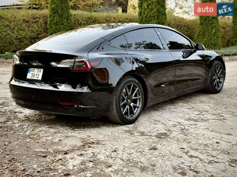 Седан Tesla Model 3 2020 в Києві фото 13 Седан Tesla Model 3 2020 в Києві