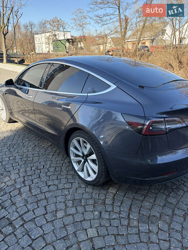 Седан Tesla Model 3 2019 в Сваляві фото 8 Седан Tesla Model 3 2019 в Сваляві