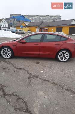 Седан Tesla Model 3 2022 в Ровно