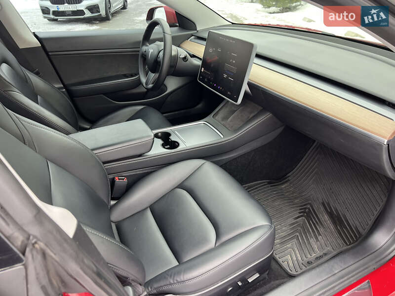 Седан Tesla Model 3 2020 в Хмельницком