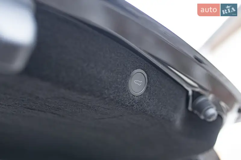 Tesla Model 3 2024 VIN 5YJ3E1EA9RF727173 фото оголошення 14 з 70