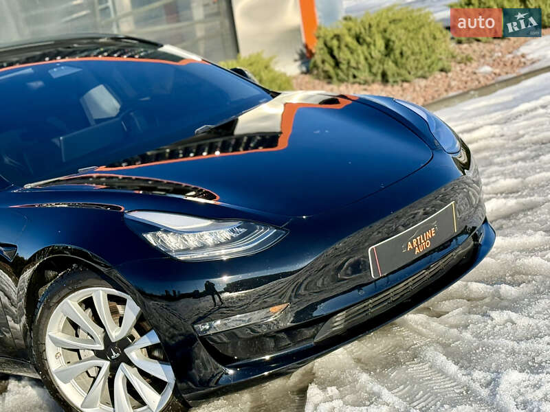 Седан Tesla Model 3 2019 в Харкові