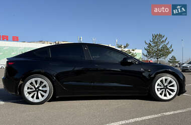Седан Tesla Model 3 2021 в Николаеве
