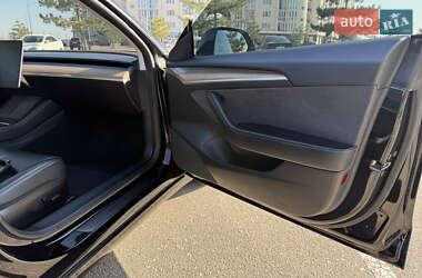 Седан Tesla Model 3 2021 в Николаеве