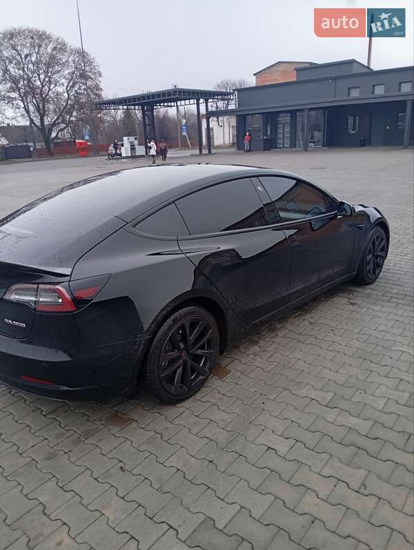 Седан Tesla Model 3 2018 в Нововолинську фото 3 Седан Tesla Model 3 2018 в Нововолинську