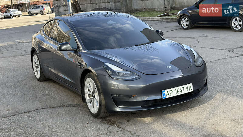 Седан Tesla Model 3 2022 в Запоріжжі