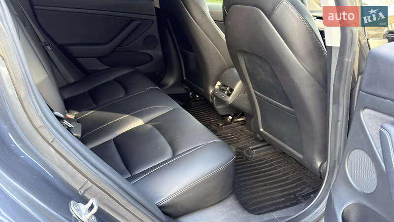 Седан Tesla Model 3 2022 в Запоріжжі