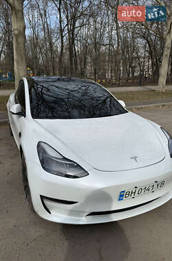 Седан Tesla Model 3 2022 в Одессе