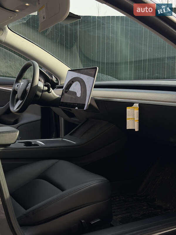 Седан Tesla Model 3 2021 в Киеве фото 12 Седан Tesla Model 3 2021 в Киеве
