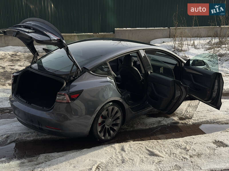 Седан Tesla Model 3 2021 в Киеве фото 11 Седан Tesla Model 3 2021 в Киеве