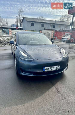 Седан Tesla Model 3 2022 в Києві