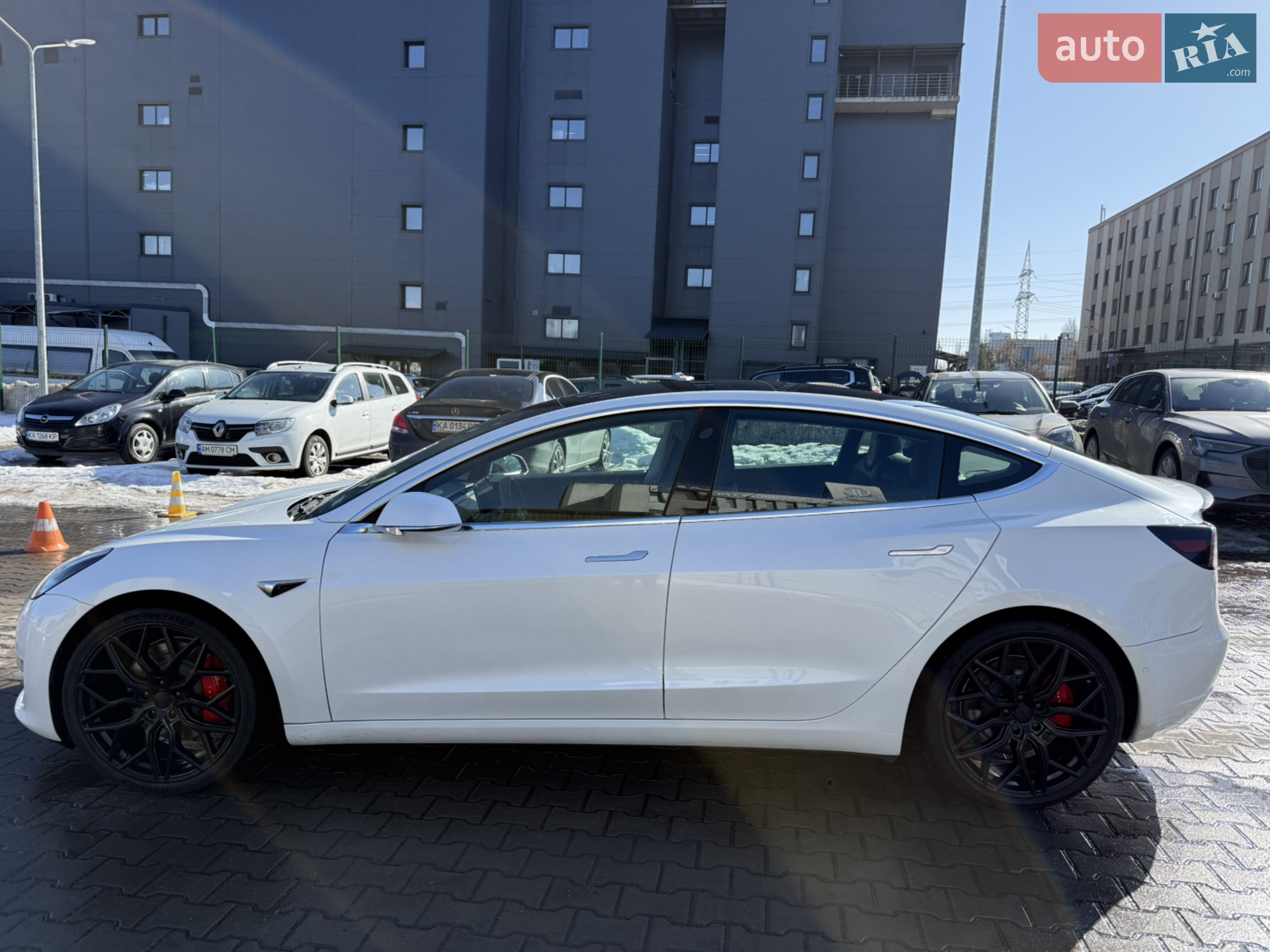 2020 Tesla Model 3 - мініатюра 17