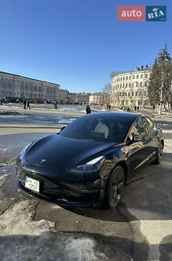 Седан Tesla Model 3 2023 в Киеве