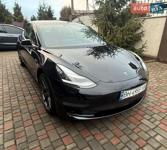 Седан Tesla Model 3 2020 в Одессе