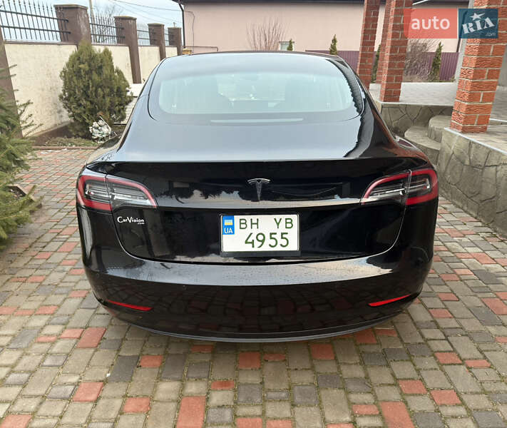 Седан Tesla Model 3 2020 в Одессе