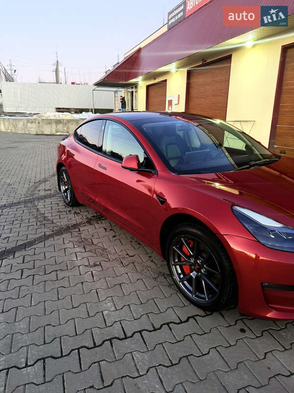 Седан Tesla Model 3 2022 в Хмельницком фото Седан Tesla Model 3 2022 в Хмельницком