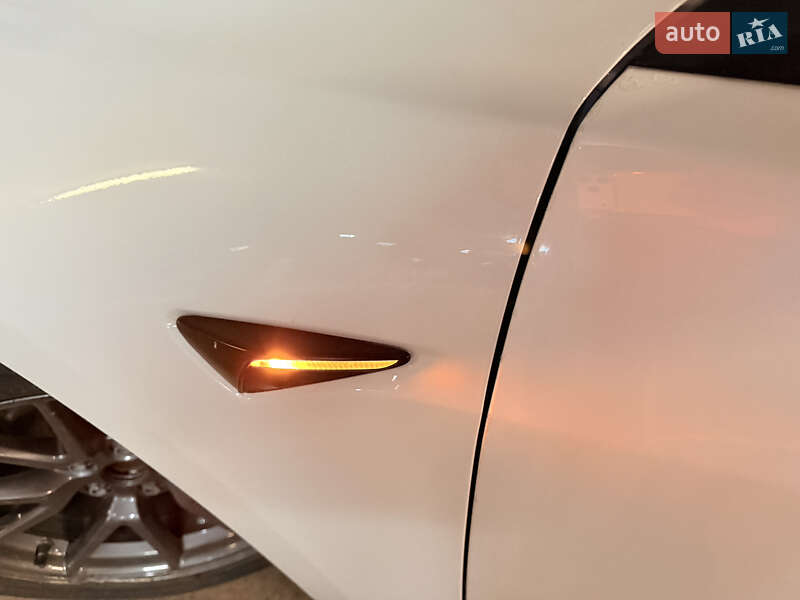 Седан Tesla Model 3 2021 в Коломые