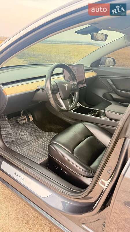 Седан Tesla Model 3 2018 в Вознесенську фото 3 Седан Tesla Model 3 2018 в Вознесенську