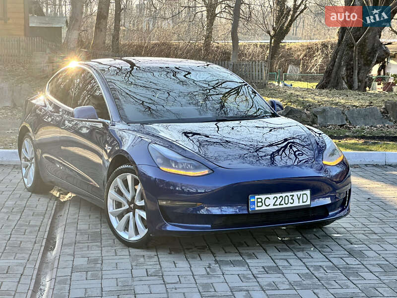 Седан Tesla Model 3 2018 в Дрогобыче фото 42 Седан Tesla Model 3 2018 в Дрогобыче