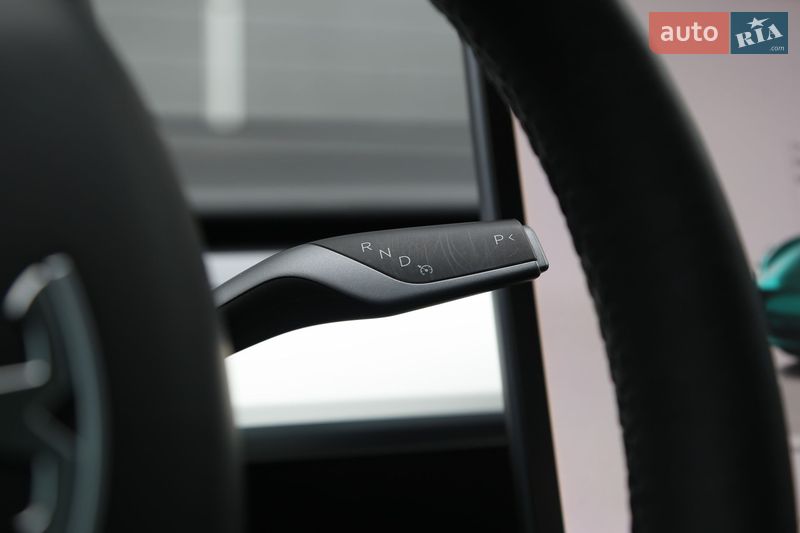 Седан Tesla Model 3 2022 в Києві