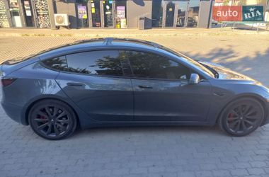 Седан Tesla Model 3 2022 в Львове