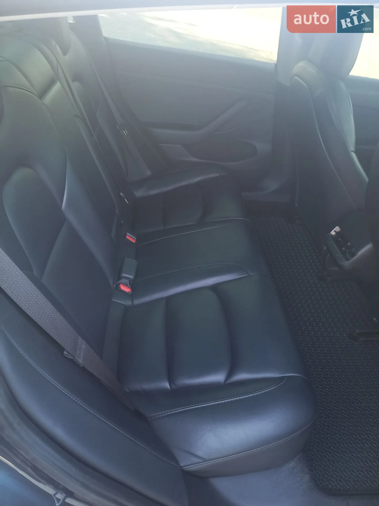 2022 Tesla Model 3 - мініатюра 8