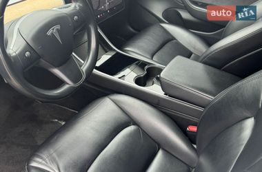 Седан Tesla Model 3 2018 в Киеве