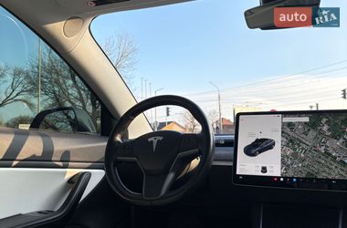 Седан Tesla Model 3 2018 в Києві