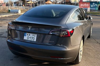 Седан Tesla Model 3 2018 в Києві