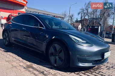 Седан Tesla Model 3 2018 в Кривом Роге