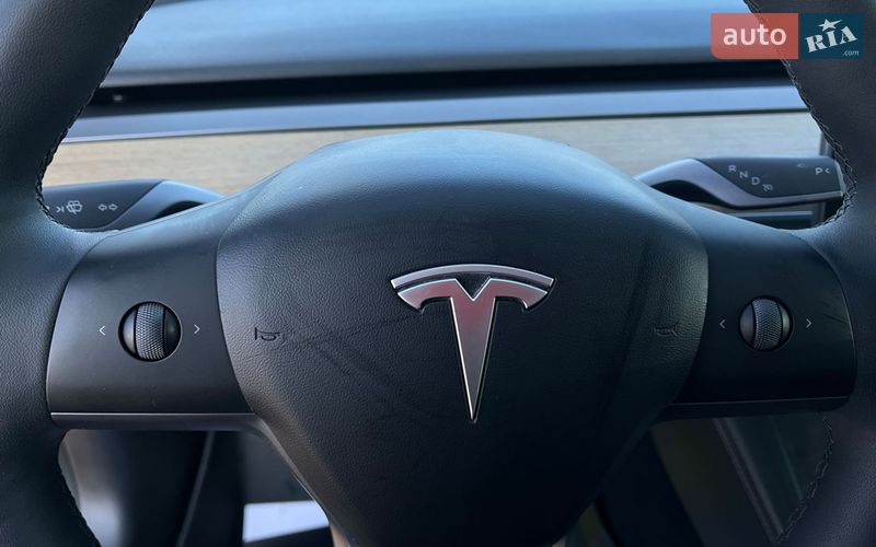 Седан Tesla Model 3 2021 в Коломиї
