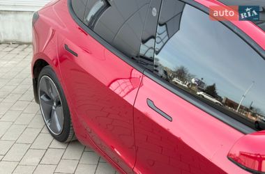 Седан Tesla Model 3 2021 в Ивано-Франковске
