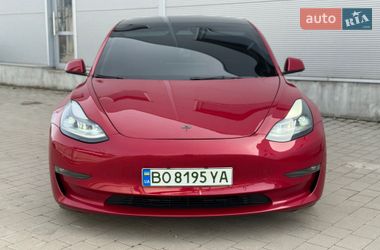 Седан Tesla Model 3 2021 в Ивано-Франковске
