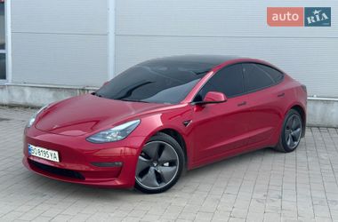 Седан Tesla Model 3 2021 в Ивано-Франковске