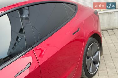 Седан Tesla Model 3 2021 в Ивано-Франковске