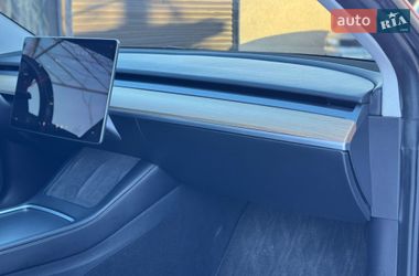 Седан Tesla Model 3 2021 в Ивано-Франковске