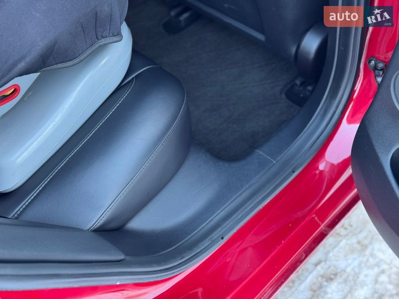 Седан Tesla Model 3 2021 в Ивано-Франковске