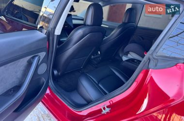 Седан Tesla Model 3 2021 в Ивано-Франковске
